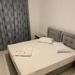 ゲストハウス Luxury By Saray 3*