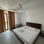 ゲストハウス Luxury By Saray 3*